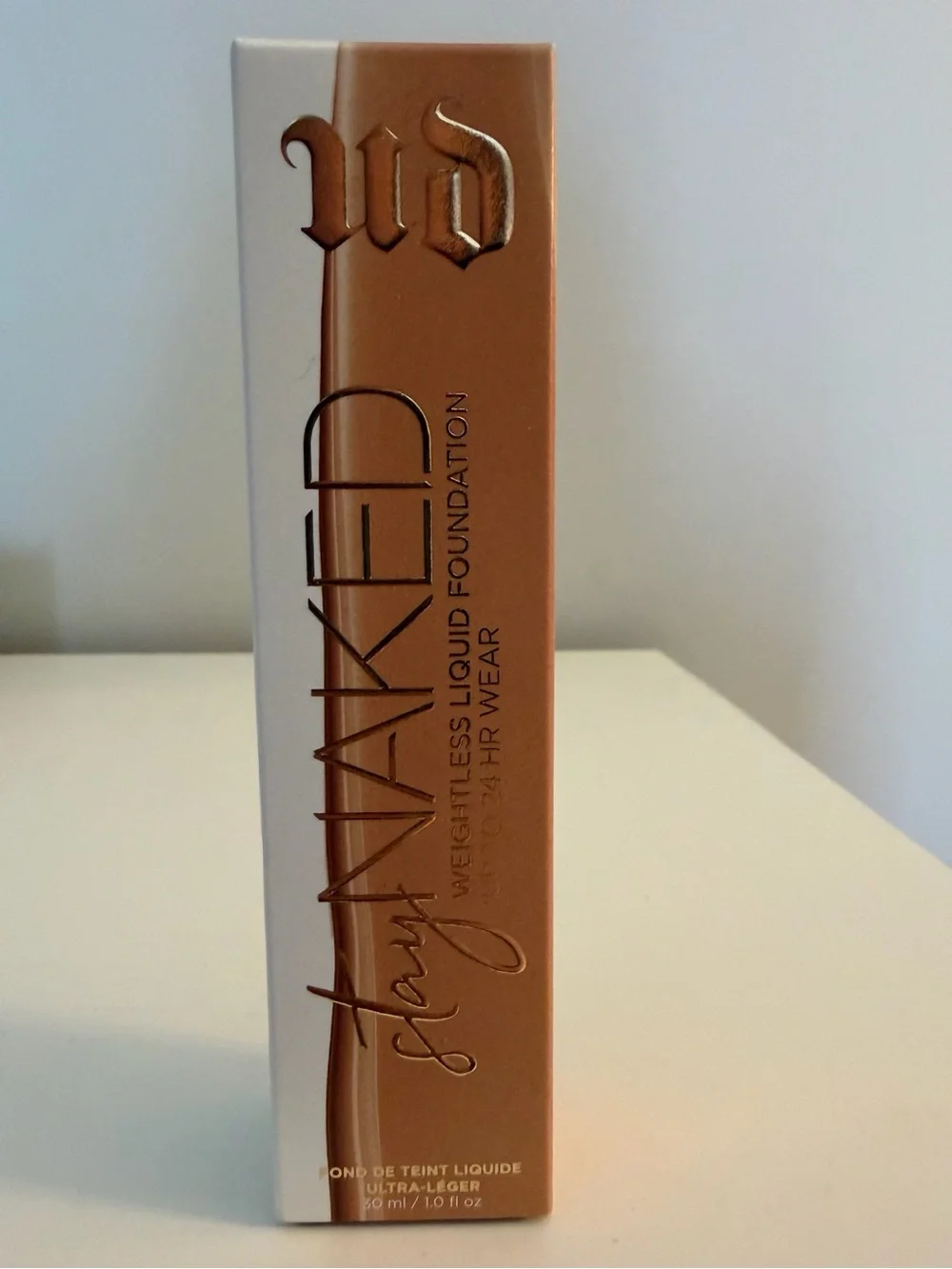 URBAN DECAY STAY NAKED WEIGHTLESS LIQUID FOUNDATION